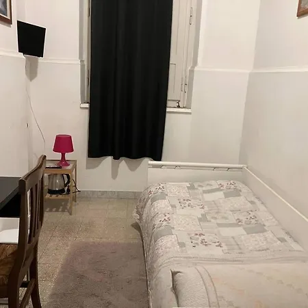 Rome Apartment דירה
